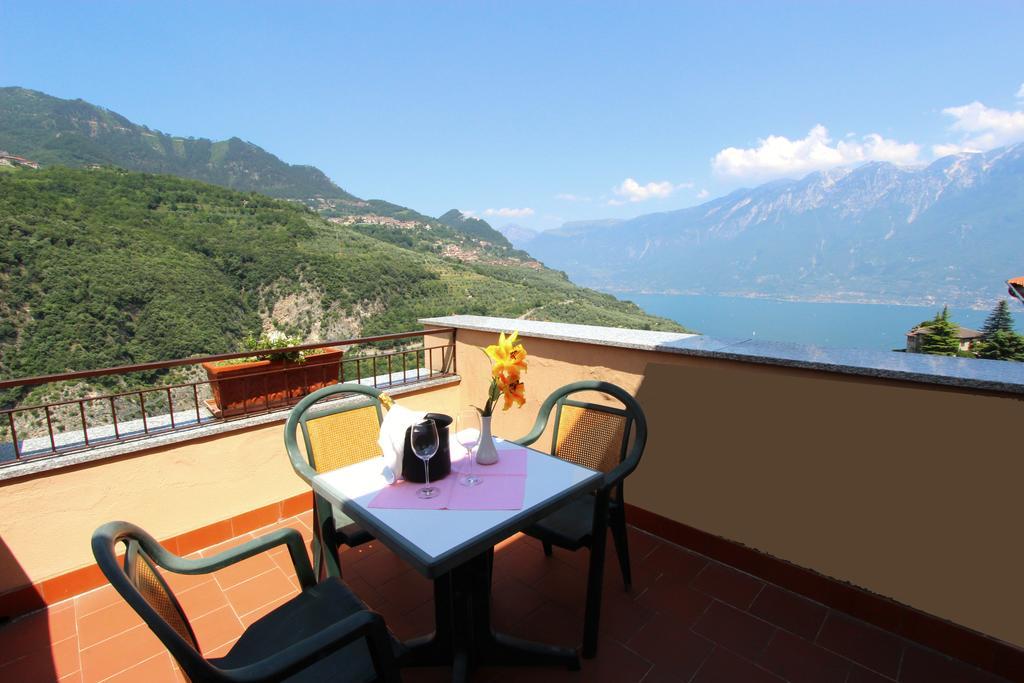 Hotel Garni Al Poggio Тиньяле Экстерьер фото